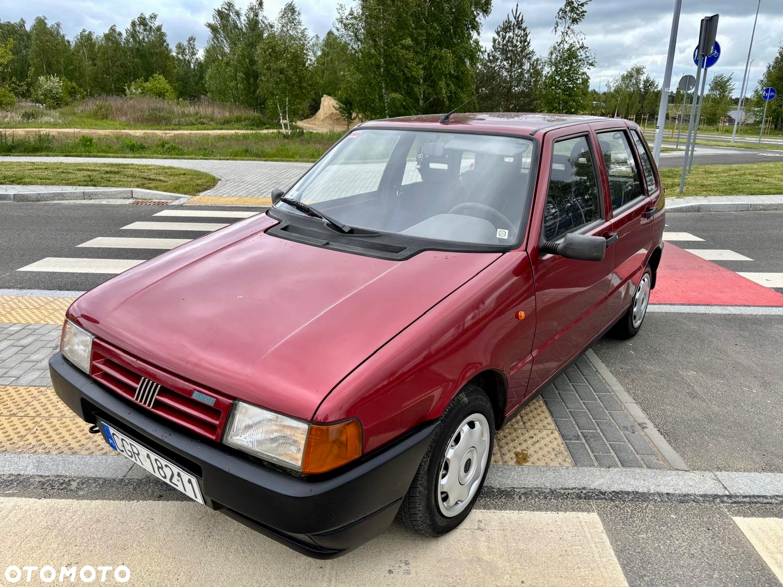 Fiat Uno 899 - 10