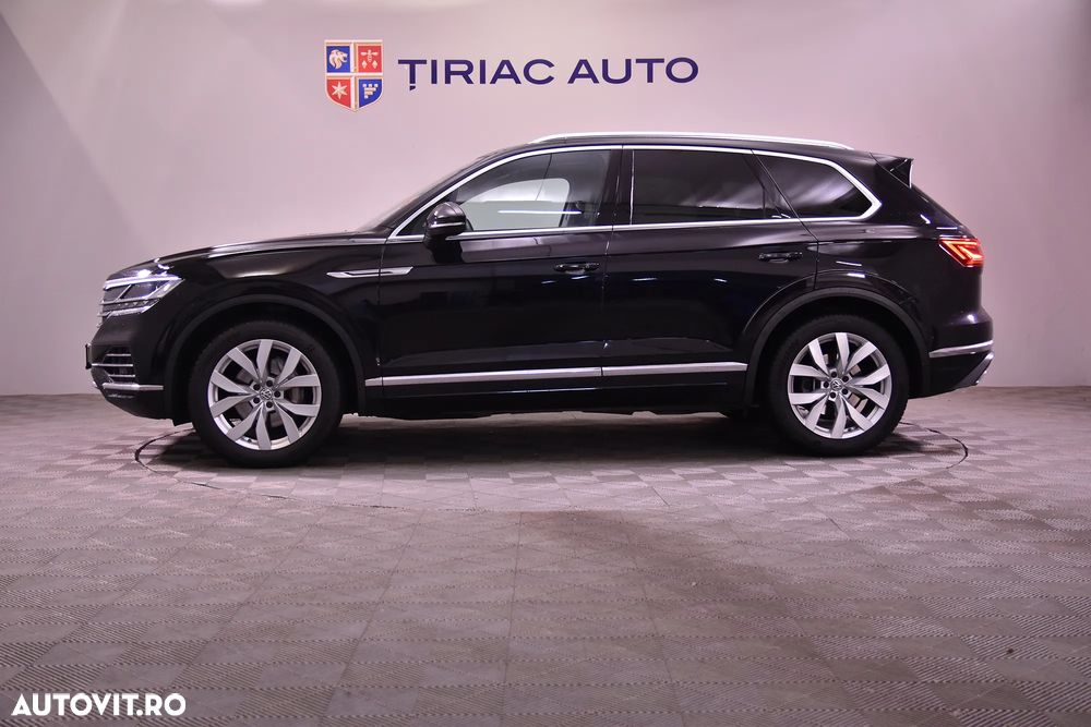 Volkswagen Touareg - 2