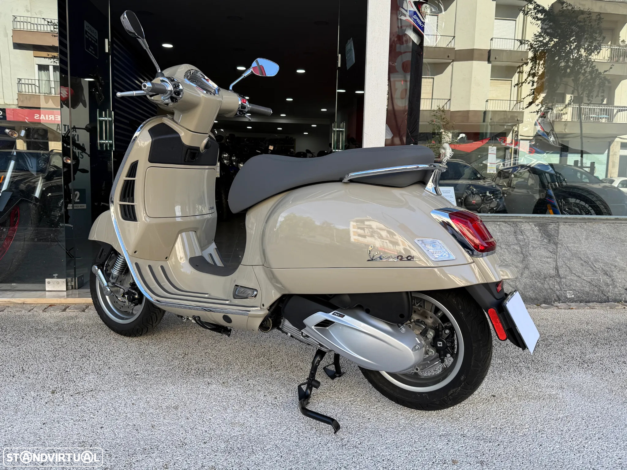 Vespa GTS Super 310 Euro 5+ a partir de 94,40€ / Mês - 3