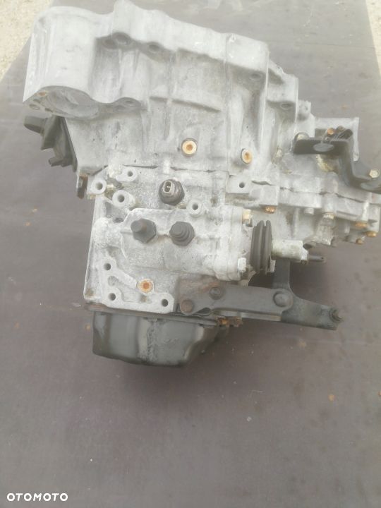 COROLLA E12 2,0 D4D SKRZYNIA BIEGÓW IDEALNA - 1