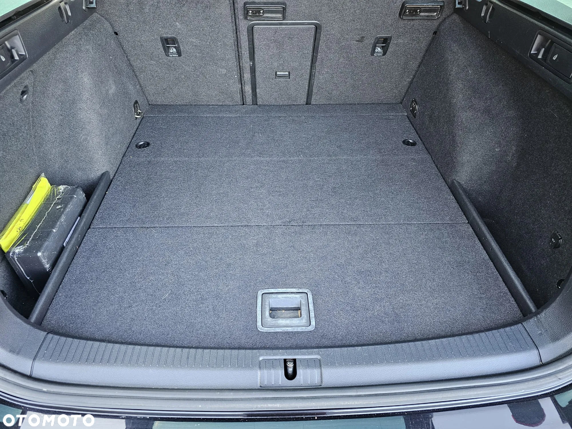 Volkswagen Golf 1.6 TDI 4Motion BlueMotion Technology Lounge - 20