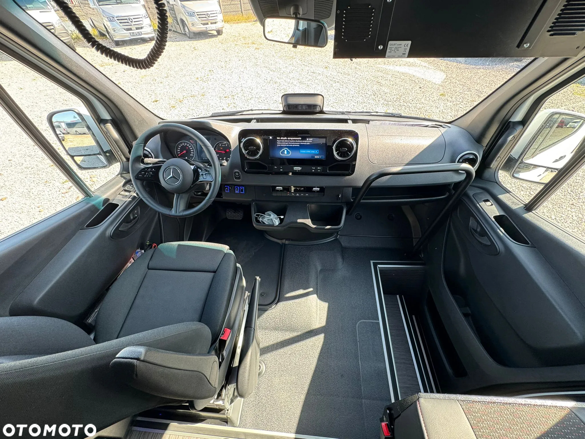 Mercedes-Benz Sprinter 519 - 18