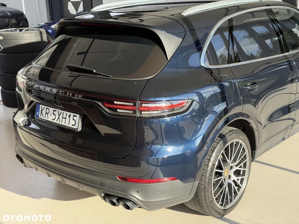 Porsche Cayenne - 14