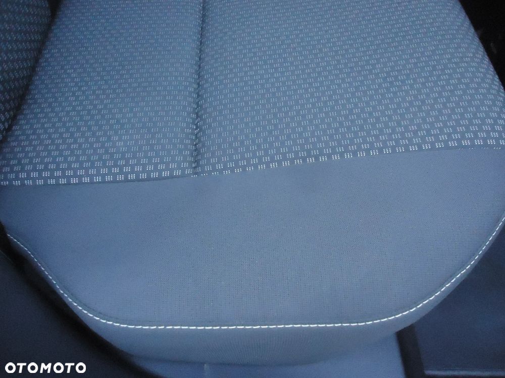 Toyota Corolla 1.6 Comfort - 12