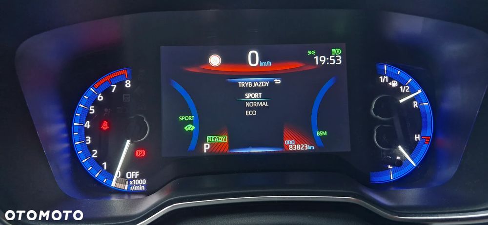 Toyota Corolla 2.0 Hybrid Executive - 12