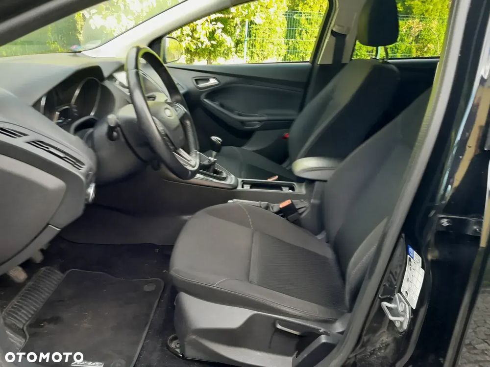 Ford Focus 1.0 EcoBoost Titanium - 9