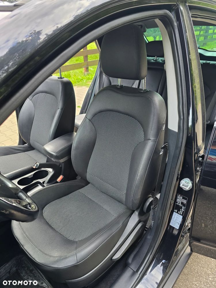 Hyundai ix35 2.0 CRDi Premium 4WD - 19