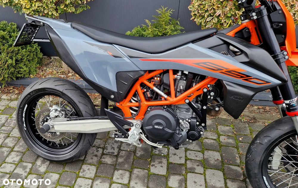 KTM SMC - 16