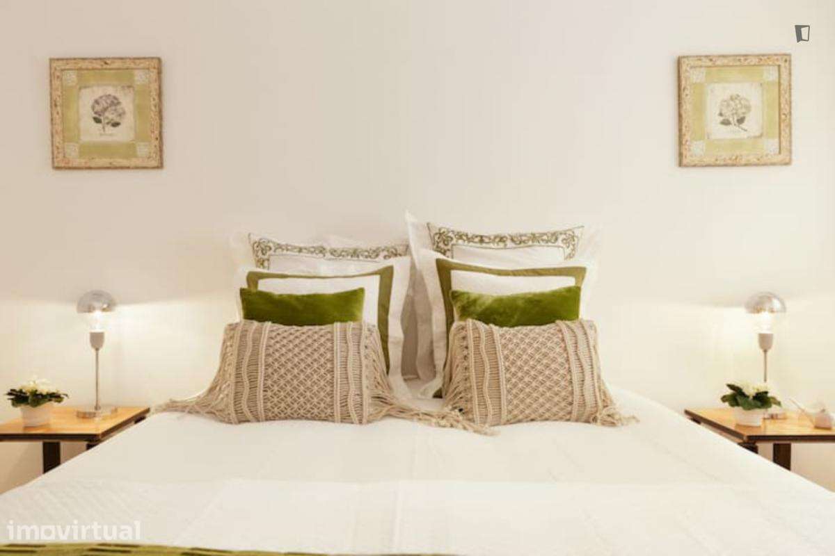 Apartamento com 1 quartos - localizado em Vitória Porto - Grande imagem: 4/51