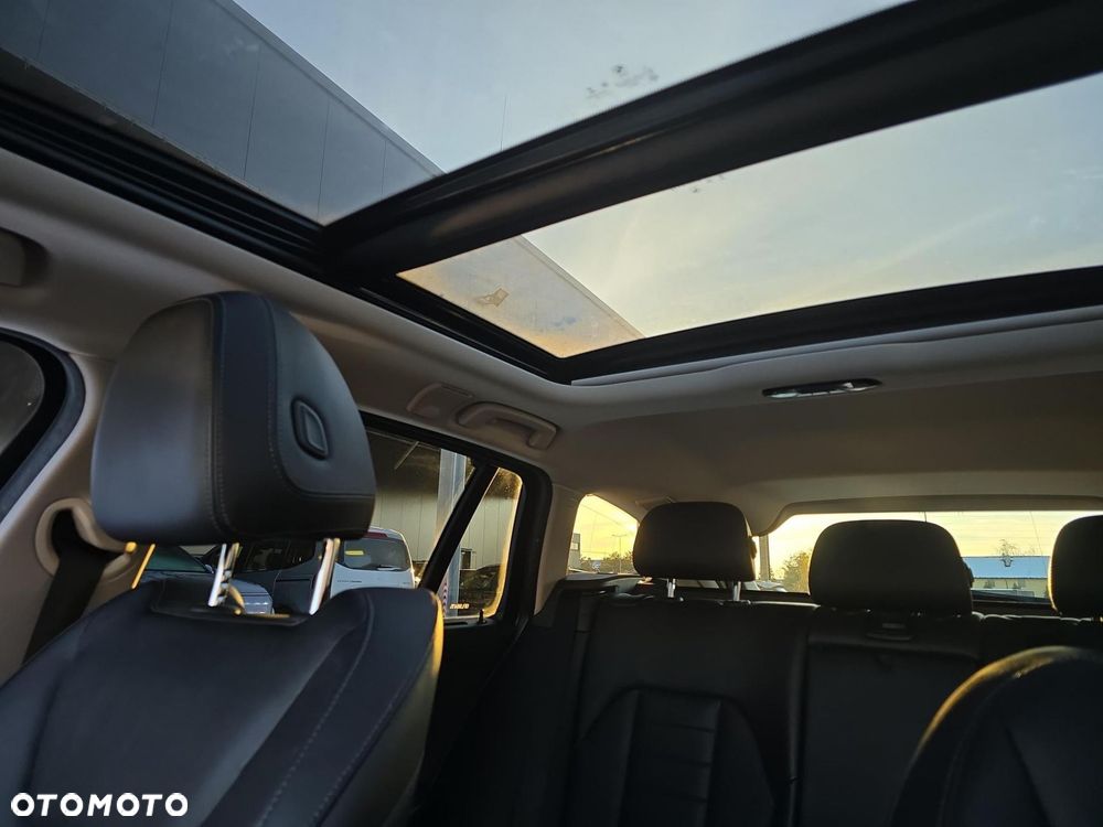 BMW Seria 3 320d - 25