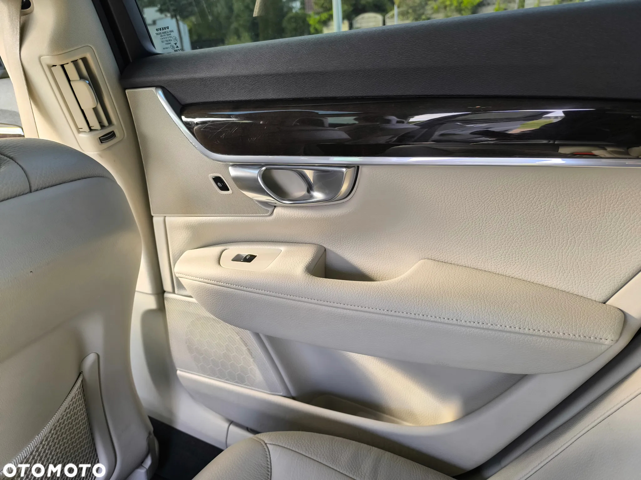 Volvo S90 T5 Momentum - 9