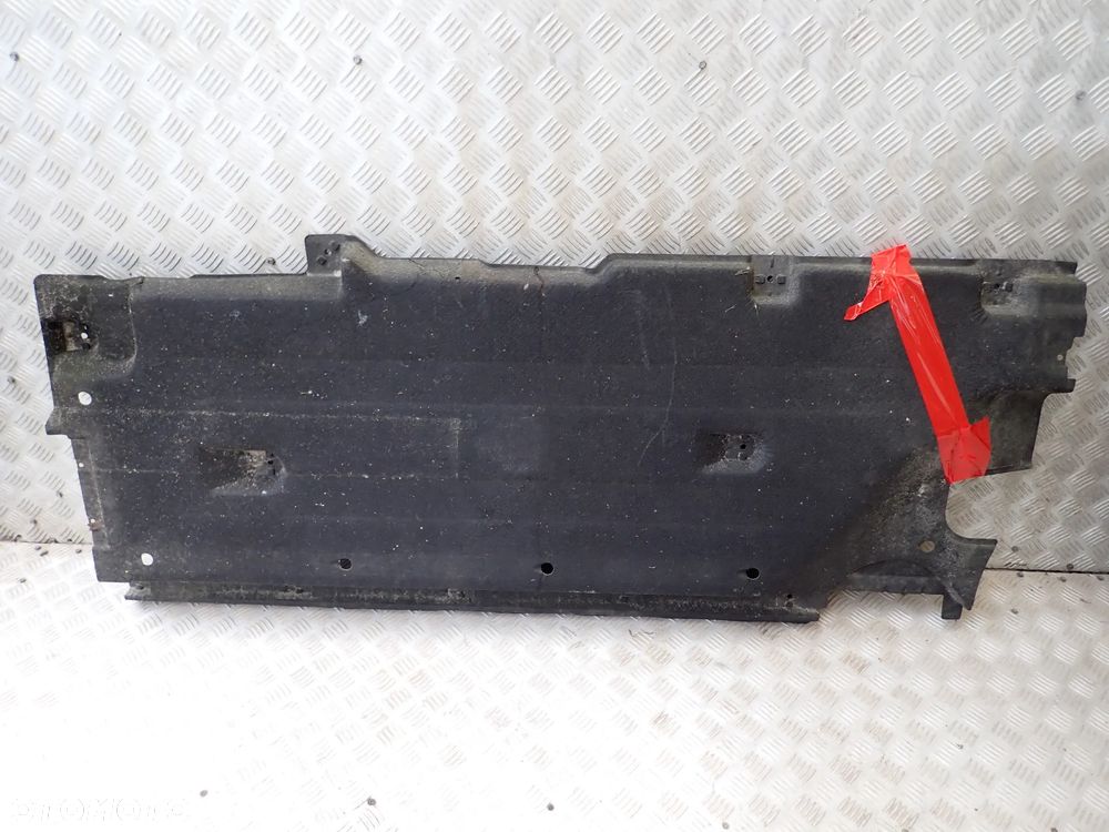 AUDI  OSŁONY - 8U0825207, 4G0807611A, AUDI A8, 4G0863822C, 8W0863822B,4G0825215 E/F , 4G0825216 A , 4G0825208 D,  4G0821111,4G0825202 A/B, 4G0825201 B/C, 4G5807454A, 4G0806391, 4G9807458 - 2