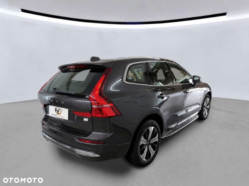 Volvo XC 60 T6 AWD Plus Dark - 4