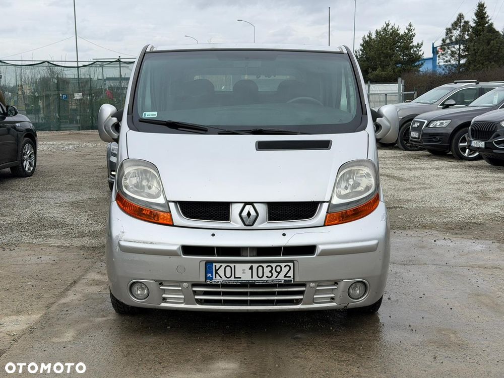 Renault Trafic - 2