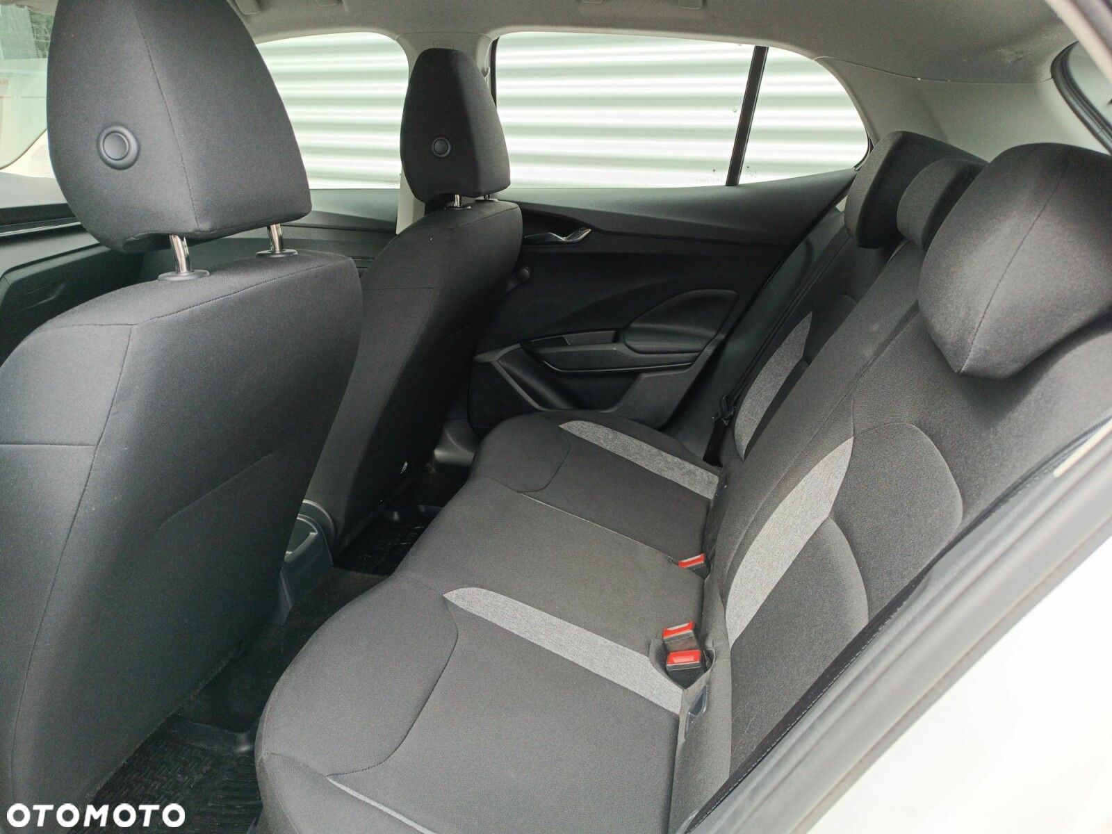 Skoda Fabia 1.0 TSI Ambition - 31