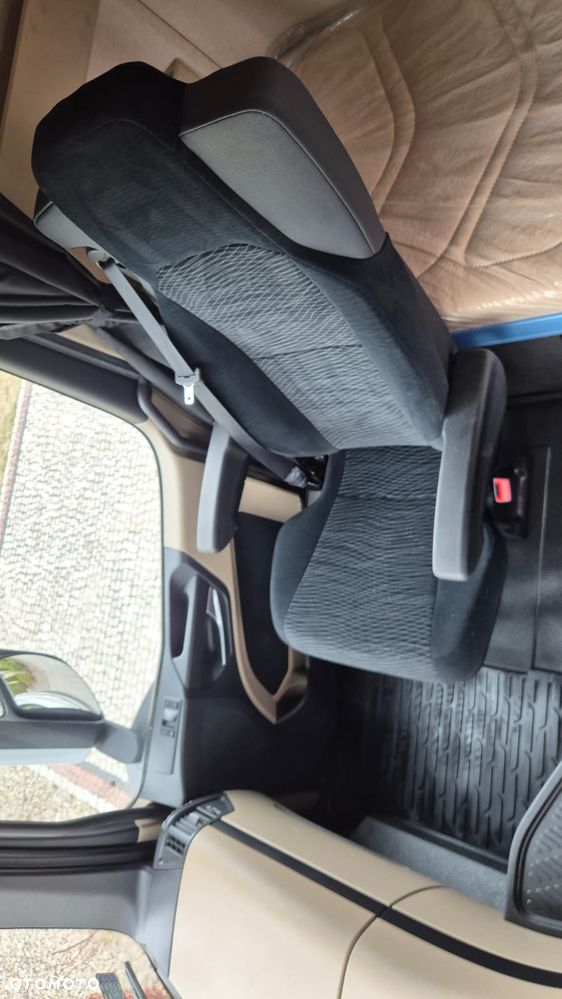 Mercedes-Benz MERCEDES-BENZ///ACTROS///BIG SPACE///1851///2020///JEDYNE 220  TYŚ KM///STANDARD///DUŻE  ZBIORNIKI///EURO6///STAN JAK NOWY - 23