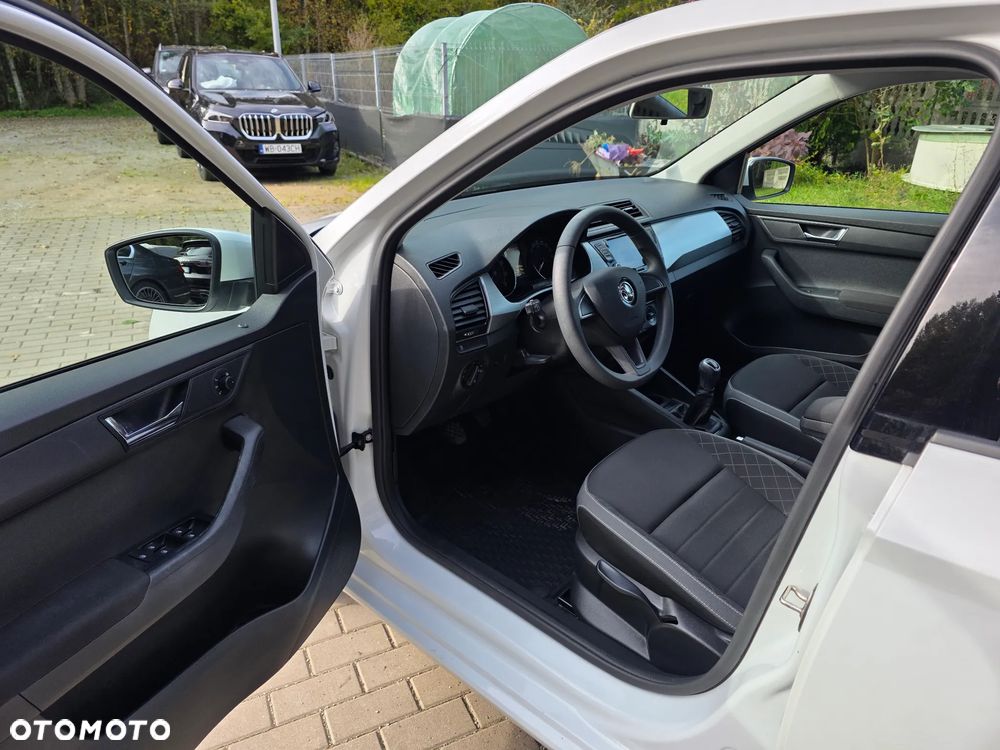 Skoda Fabia 1.0 TSI Ambition Plus - 10