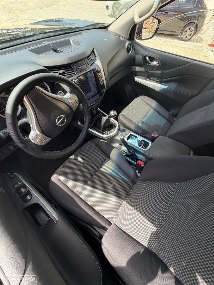 Nissan Navara 2.3 dCi CD 4WD Tekna - 4
