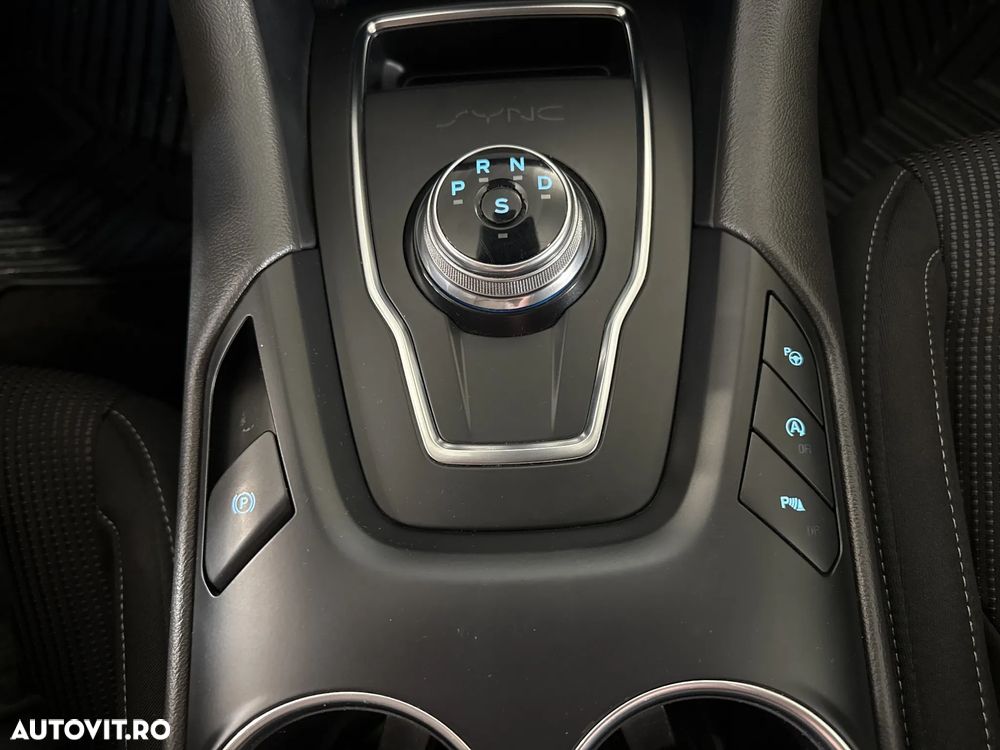 Ford Mondeo - 18