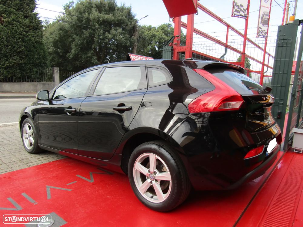 Volvo V40 2.0 D2 Kinetic - 18