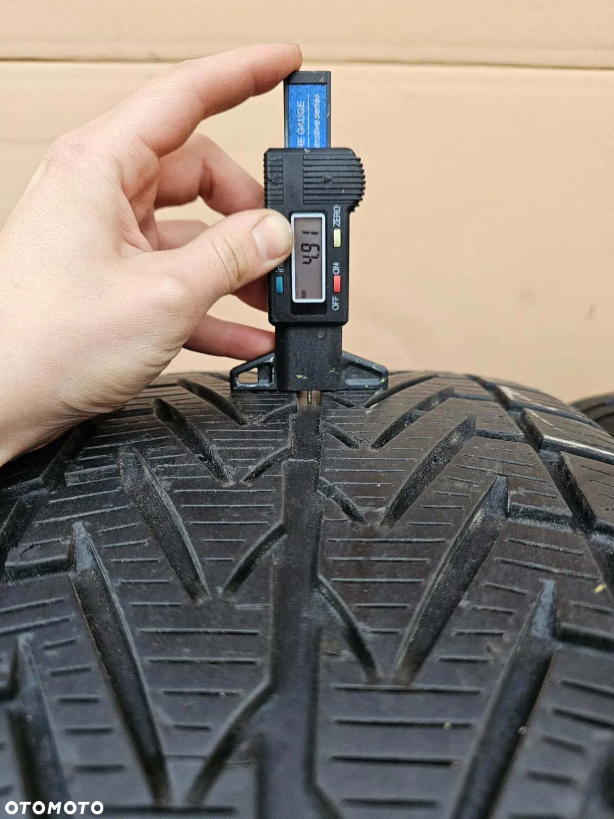(O76) 235/45R17 97V 4,5mm 13r / Vredestein Wintrac Xtreme - 3