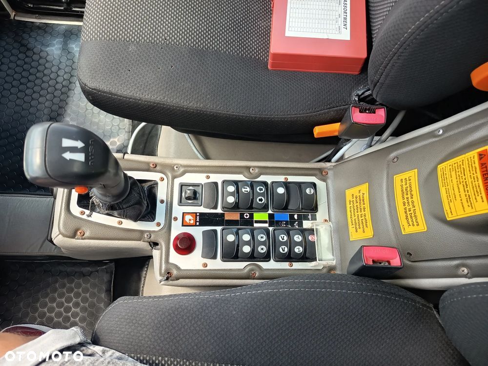Ausa W350H - 4