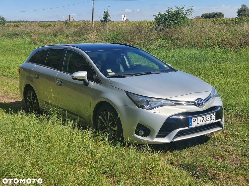 Toyota Avensis 2.0 D-4D Prestige - 3