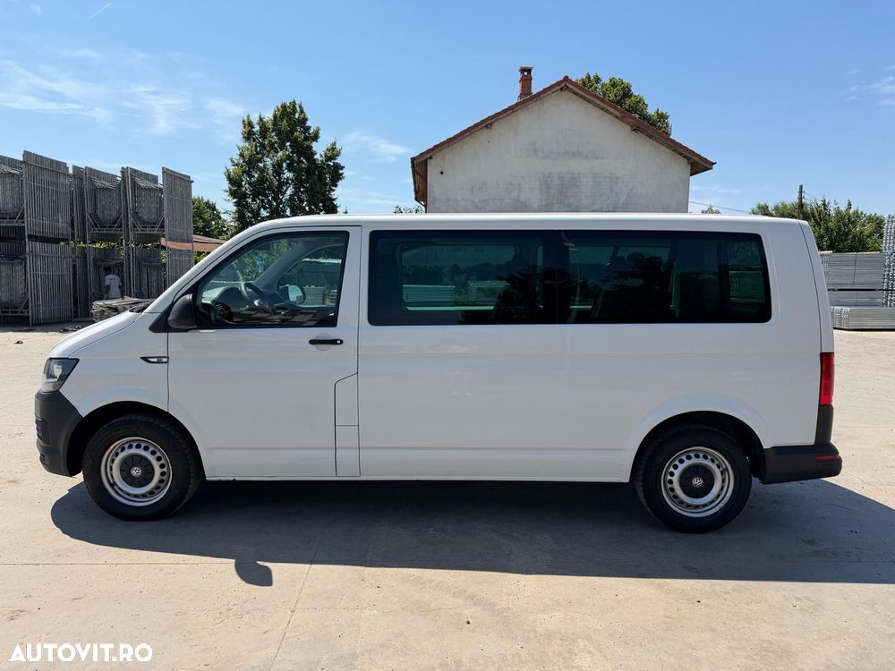 Volkswagen Multivan - 2