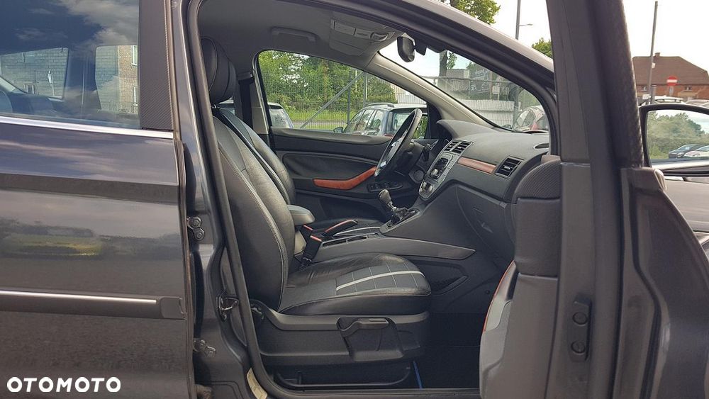 Ford Kuga 2.0 TDCi 4x4 Titanium - 30