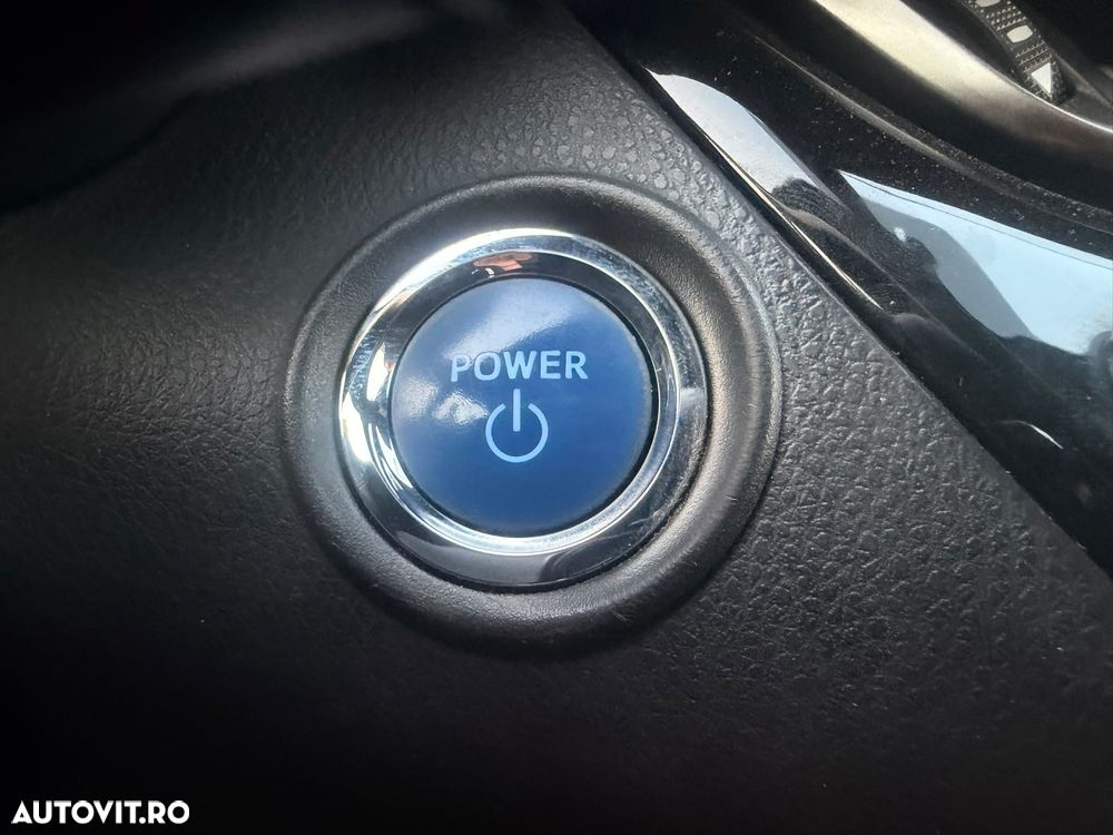 Toyota C-HR 1.8 HSD 4x2 CVT C-ult LED - 14