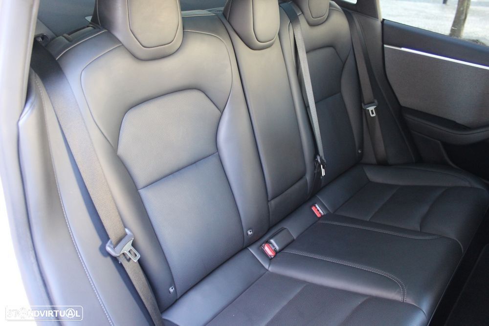 Tesla Model 3 Standard RWD - 24