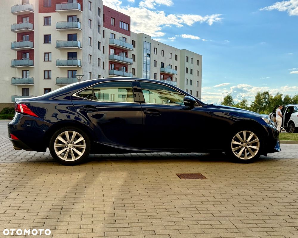 Lexus IS 250 Elegance - 4