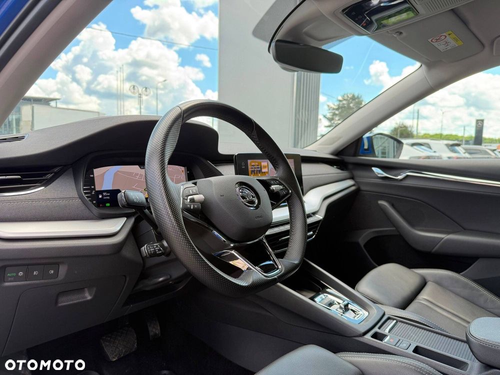 Skoda Octavia 2.0 TDI Style DSG - 11