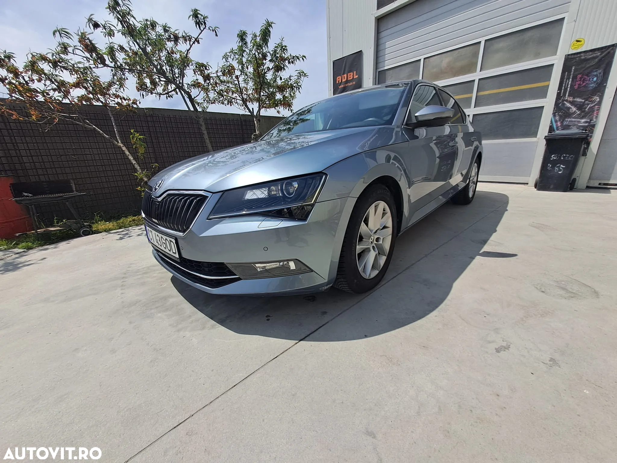Skoda Superb 2.0 TDI DSG Style - 5