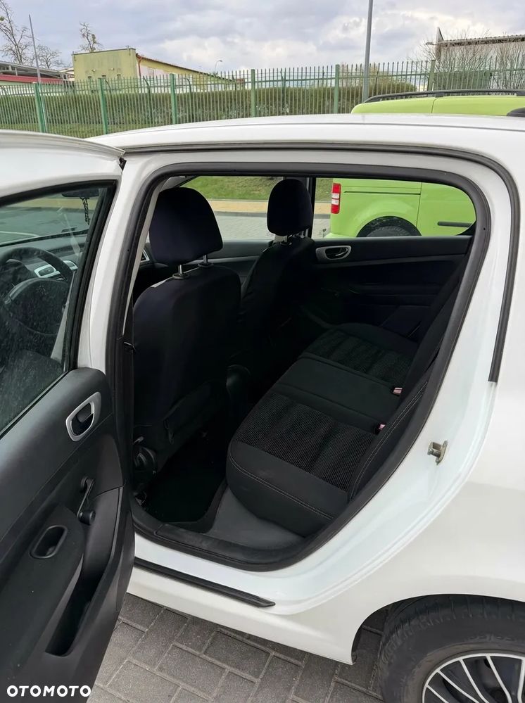 Peugeot 307 1.6 HDI Oxygo - 7