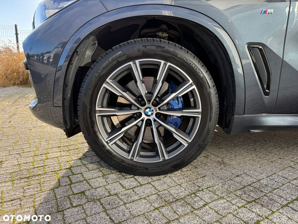 BMW X5 xDrive40i mHEV - 35