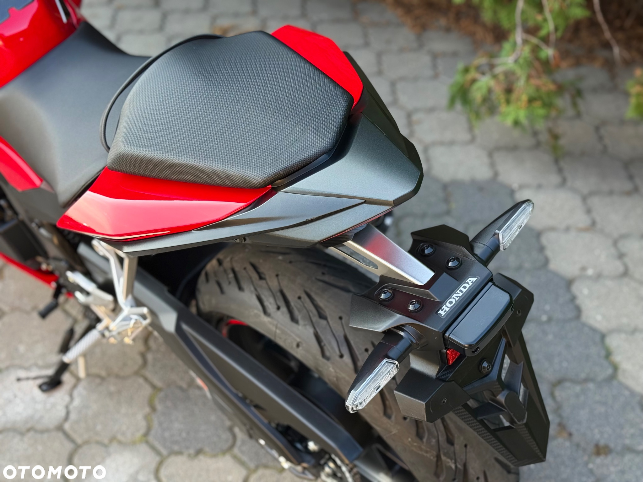 Honda CBR - 37