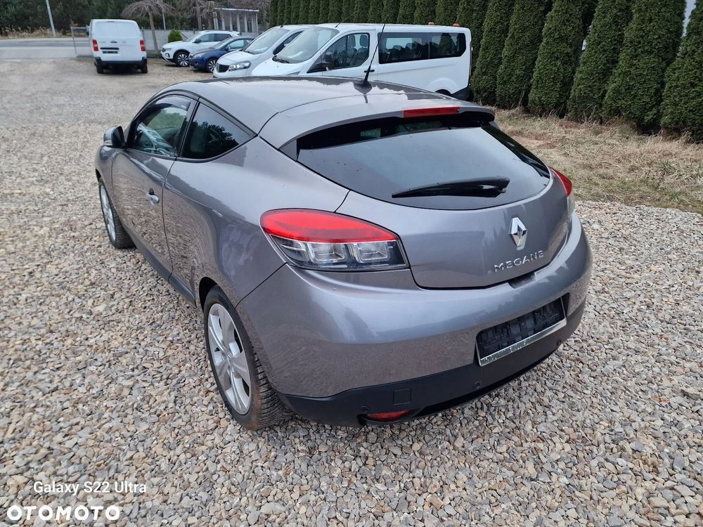 Renault Megane 2.0 16V Dynamique CVT - 4