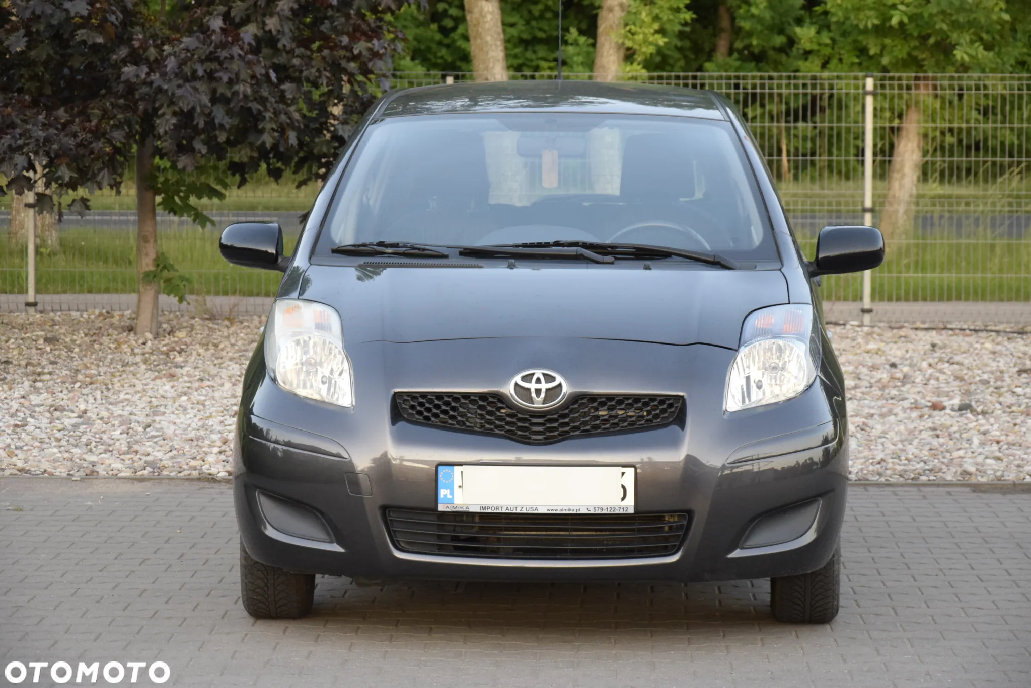 Toyota Yaris 1.0 Luna A/C - 2