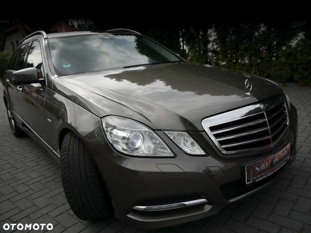 Mercedes-Benz Klasa E 200 CGI BlueEFFICIENCY 7G-TRONIC Avantgarde - 8