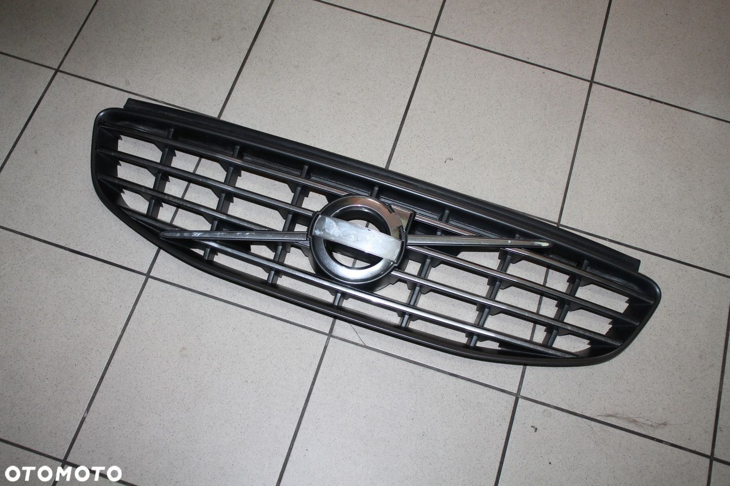 VOLVO XC60 LIFT GRILL ATRAPA ZDERZAKA - 1