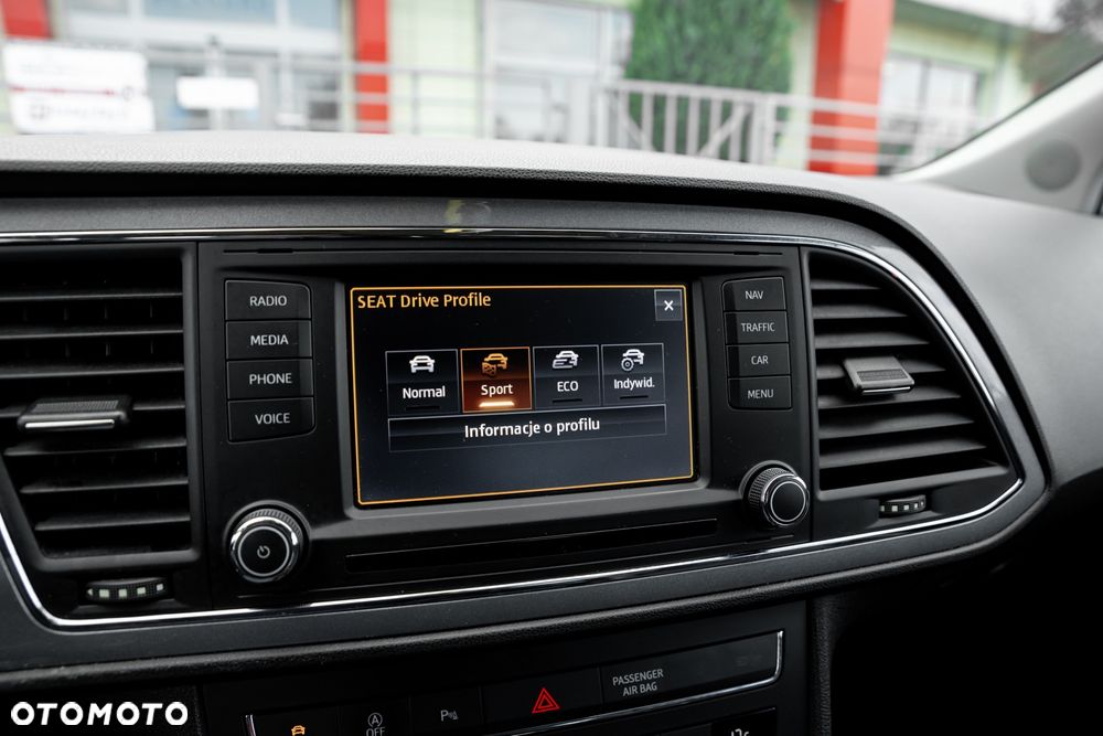 Seat Leon 1.8 TSI FR S&S DSG - 38