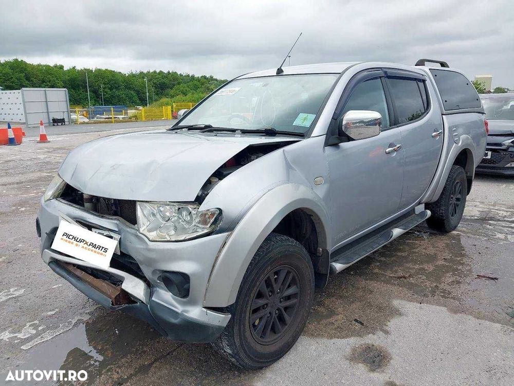 Dezmembrez Mitsubishi L200 2.5 Diesel 2015 - 2