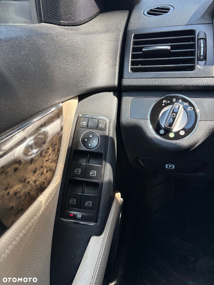 Mercedes-Benz Klasa C 220 CDI Avantgarde - 19