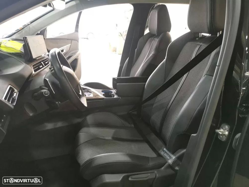 Peugeot 3008 1.6 Hybrid Allure Pack e-EAT8 - 3