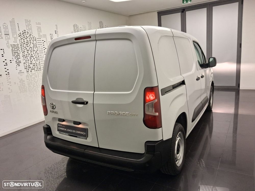 Toyota Proace - 7