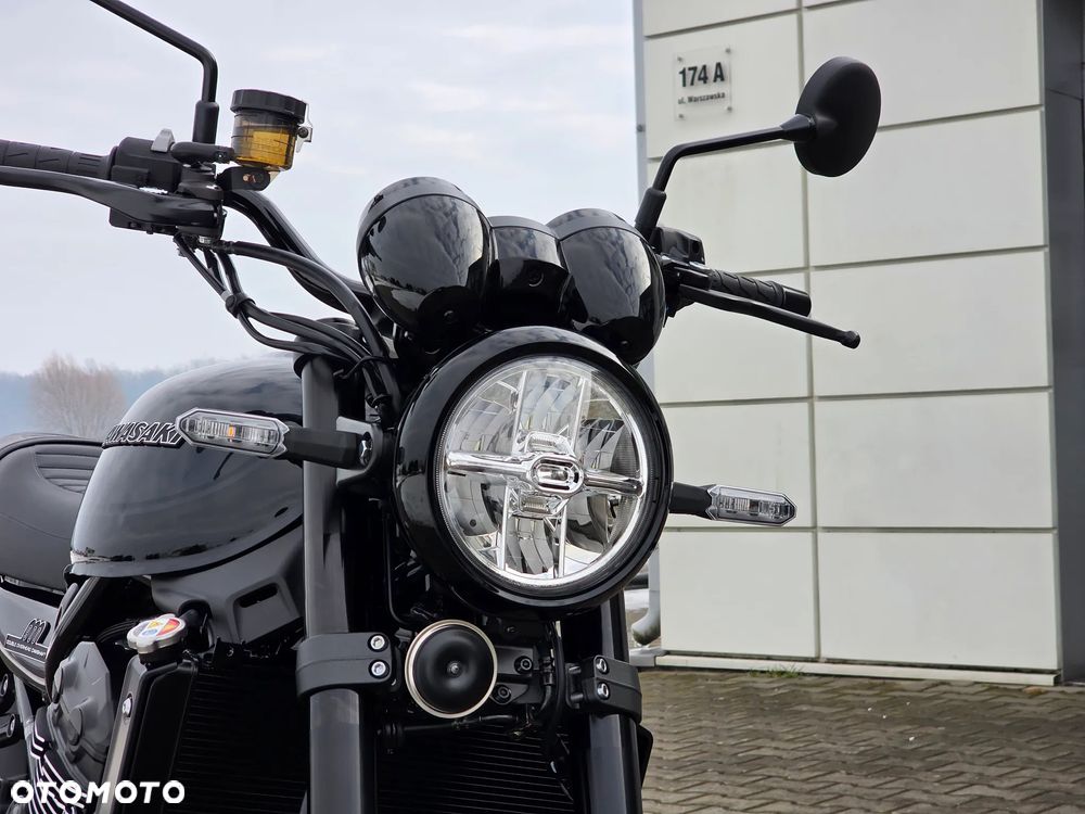 Kawasaki Z 900 RS - 6