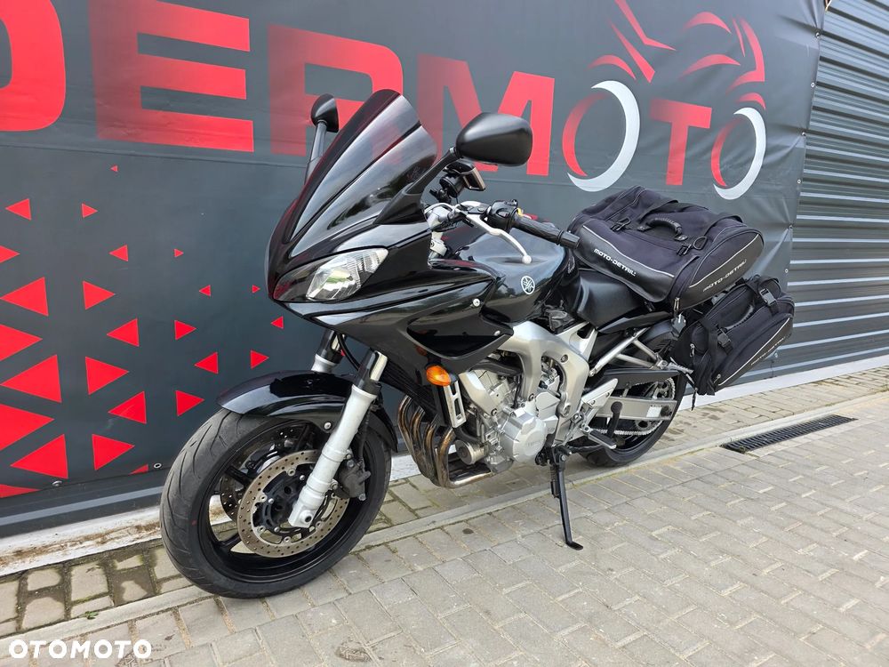 Yamaha FZ6 - 4