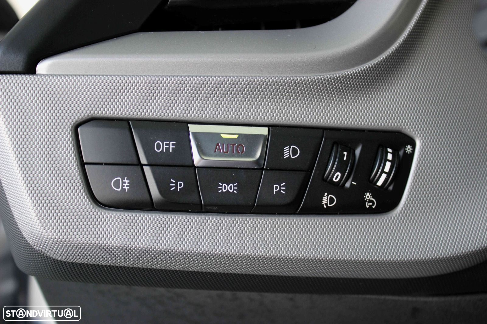 BMW 116 d Auto - 13