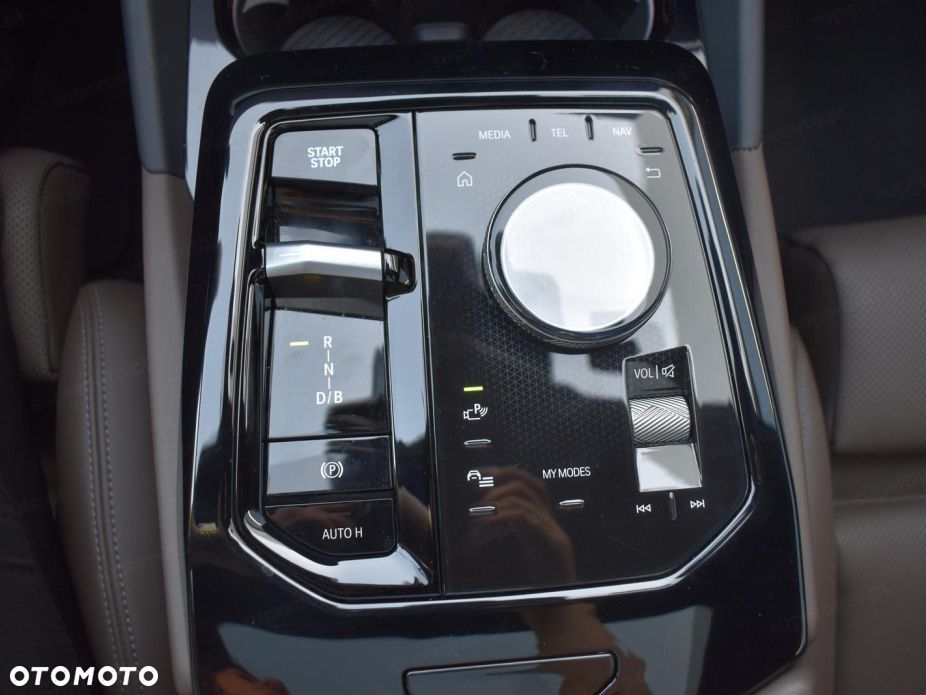 BMW i5 83.9kWh eDrive40 M Sport - 13